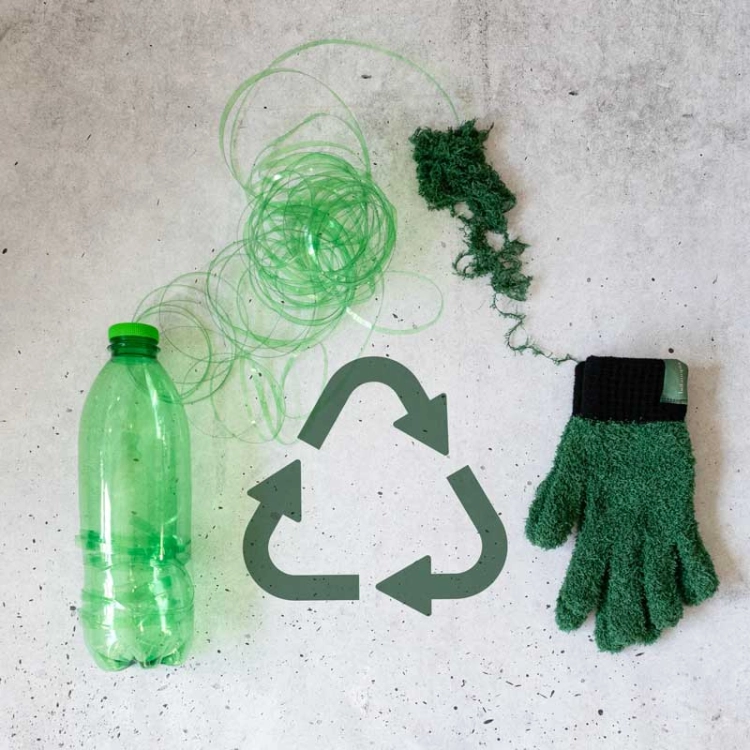 Rękawiczki z mikrofibry z recyklingu