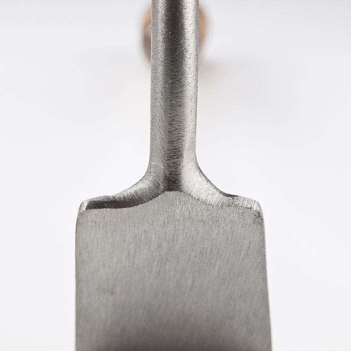 Mała motyczka stalowa kuta 4x5 cm (Sneeboer)
